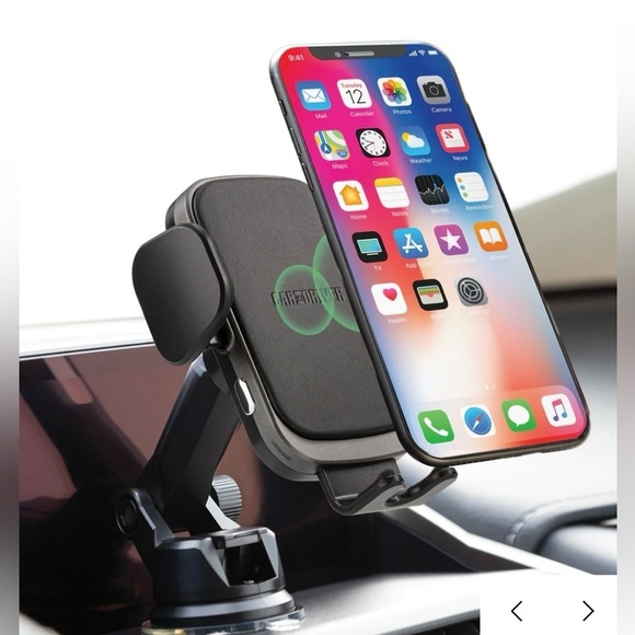 Car and Driver Wireless Charging Kit with Auto Adjusting Mount - Picture 6 of 14